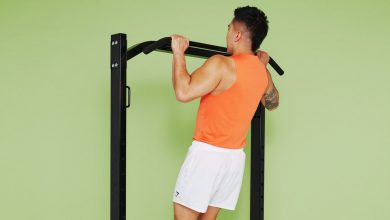 your-step-by-step-guide-to-nailing-your-first-pull-up