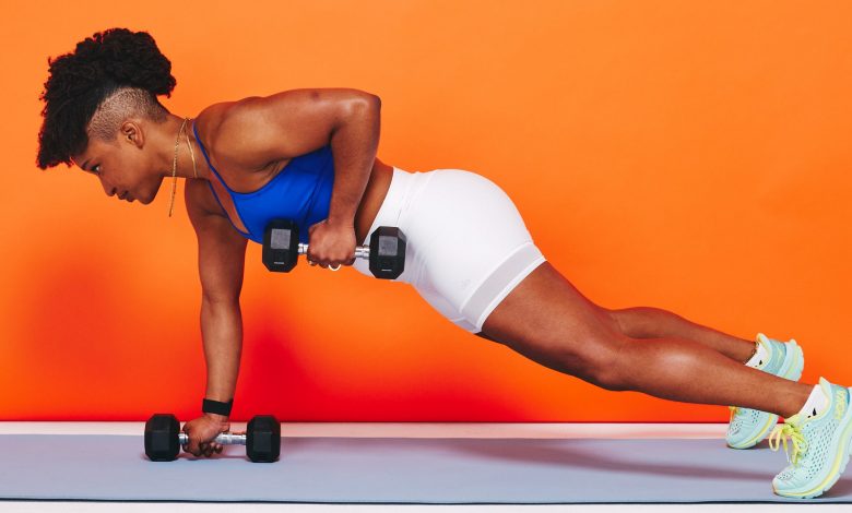 a-full-body-workout-you-can-do-with-the-same-set-of-dumbbells